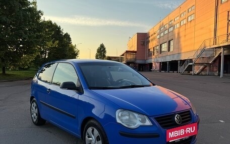 Volkswagen Polo IV рестайлинг, 2005 год, 390 000 рублей, 2 фотография