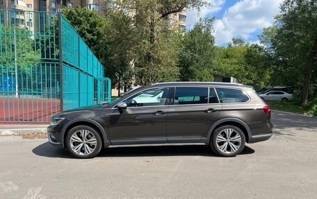 Volkswagen Passat B8 рестайлинг, 2018 год, 3 090 000 рублей, 4 фотография
