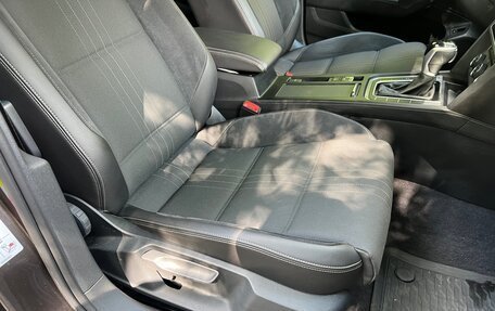Volkswagen Passat B8 рестайлинг, 2018 год, 3 090 000 рублей, 18 фотография