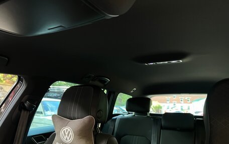 Volkswagen Passat B8 рестайлинг, 2018 год, 3 090 000 рублей, 28 фотография