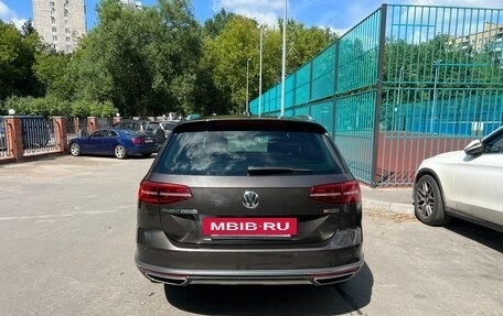 Volkswagen Passat B8 рестайлинг, 2018 год, 3 090 000 рублей, 33 фотография