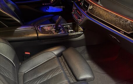 BMW 7 серия, 2016 год, 3 650 000 рублей, 10 фотография