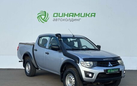 Mitsubishi L200 IV рестайлинг, 2014 год, 1 650 000 рублей, 3 фотография