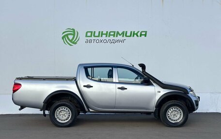 Mitsubishi L200 IV рестайлинг, 2014 год, 1 650 000 рублей, 4 фотография