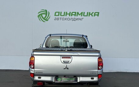 Mitsubishi L200 IV рестайлинг, 2014 год, 1 650 000 рублей, 6 фотография