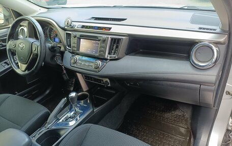 Toyota RAV4, 2013 год, 1 649 000 рублей, 10 фотография