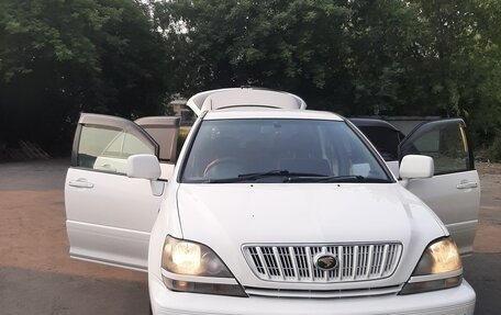 Toyota Harrier, 2000 год, 1 000 000 рублей, 2 фотография