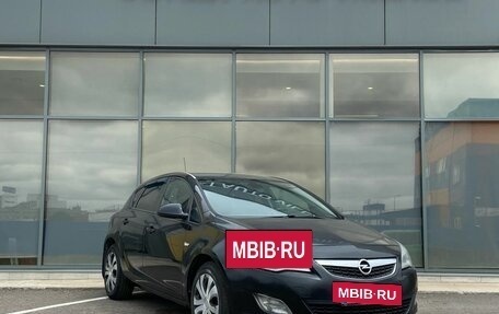 Opel Astra J, 2010 год, 549 000 рублей, 2 фотография