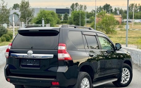 Toyota Land Cruiser Prado 150 рестайлинг 2, 2014 год, 3 390 000 рублей, 8 фотография