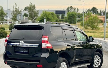Toyota Land Cruiser Prado 150 рестайлинг 2, 2014 год, 3 390 000 рублей, 6 фотография