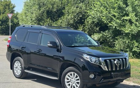Toyota Land Cruiser Prado 150 рестайлинг 2, 2014 год, 3 390 000 рублей, 12 фотография