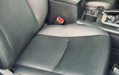 Toyota Land Cruiser Prado 150 рестайлинг 2, 2014 год, 3 390 000 рублей, 29 фотография