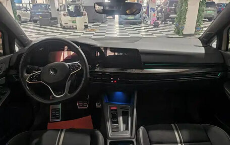 Volkswagen Golf VIII, 2021 год, 1 515 000 рублей, 14 фотография