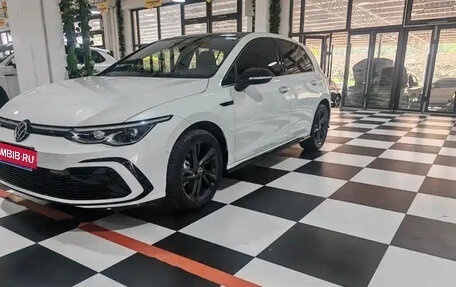 Volkswagen Golf VIII, 2021 год, 1 515 000 рублей, 1 фотография