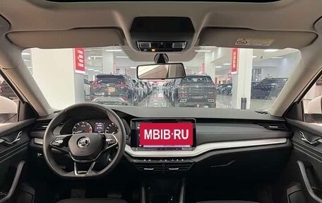 Skoda Octavia IV, 2021 год, 1 660 000 рублей, 9 фотография