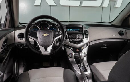 Chevrolet Cruze II, 2011 год, 599 000 рублей, 6 фотография