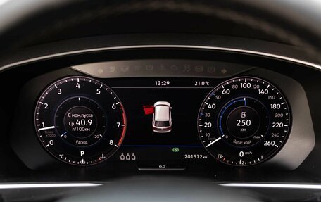Volkswagen Tiguan II, 2018 год, 2 280 000 рублей, 13 фотография