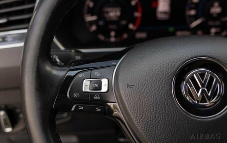 Volkswagen Tiguan II, 2018 год, 2 280 000 рублей, 12 фотография
