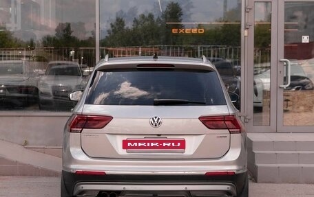 Volkswagen Tiguan II, 2018 год, 2 280 000 рублей, 6 фотография