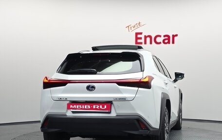 Lexus UX I, 2022 год, 2 440 000 рублей, 4 фотография