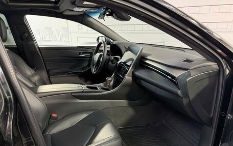 Toyota Avalon, 2022 год, 3 950 000 рублей, 25 фотография