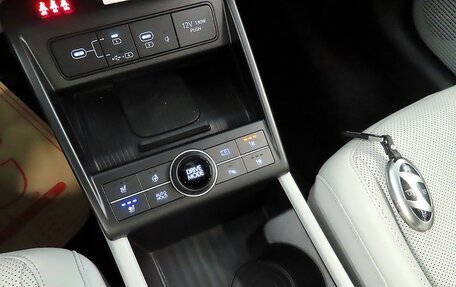 Hyundai Kona, 2023 год, 3 700 678 рублей, 13 фотография