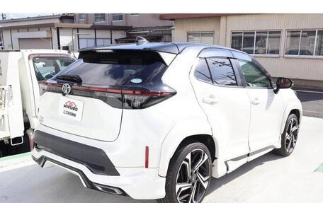 Toyota Yaris Cross, 2023 год, 1 310 007 рублей, 6 фотография