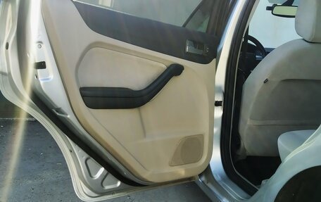 Ford Focus II рестайлинг, 2006 год, 525 000 рублей, 13 фотография
