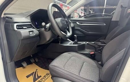 Geely Emgrand, 2025 год, 1 300 000 рублей, 3 фотография