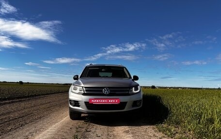 Volkswagen Tiguan I, 2013 год, 1 000 000 рублей, 2 фотография
