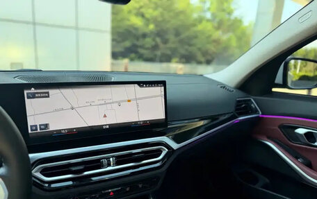 BMW 3 серия, 2023 год, 2 824 000 рублей, 14 фотография