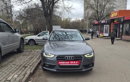 Audi A4, 2012 год, 1 350 000 рублей, 8 фотография