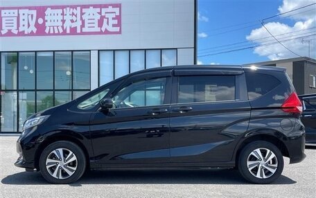 Honda Freed II, 2021 год, 1 400 300 рублей, 4 фотография