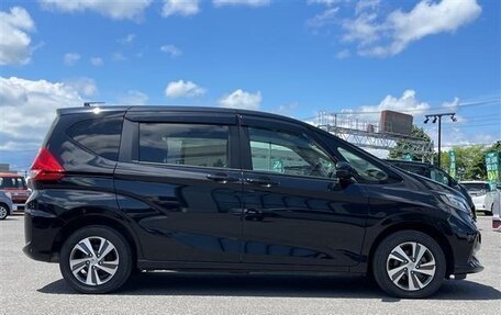 Honda Freed II, 2021 год, 1 400 300 рублей, 9 фотография