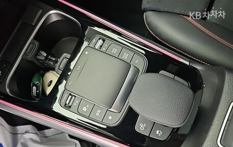 Mercedes-Benz GLB, 2022 год, 2 655 000 рублей, 16 фотография