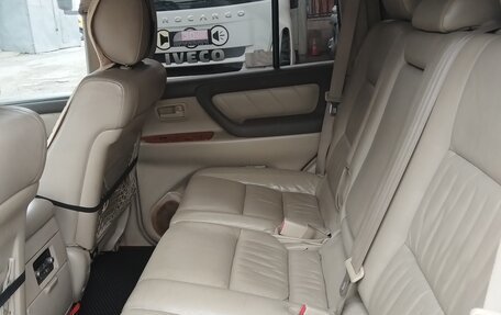 Toyota Land Cruiser 100 рестайлинг 2, 2003 год, 1 600 000 рублей, 5 фотография