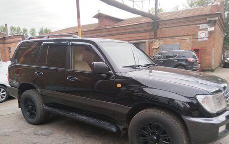 Toyota Land Cruiser 100 рестайлинг 2, 2003 год, 1 600 000 рублей, 3 фотография
