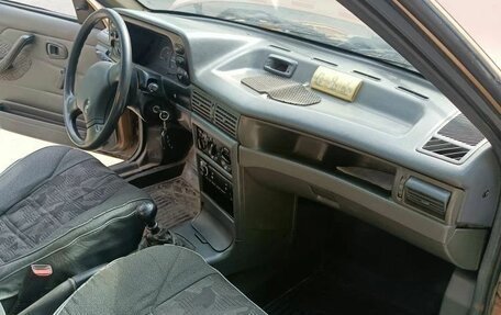 Daewoo Nexia I рестайлинг, 2002 год, 65 000 рублей, 8 фотография