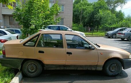 Daewoo Nexia I рестайлинг, 2002 год, 65 000 рублей, 6 фотография