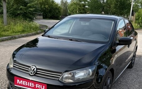Volkswagen Polo VI (EU Market), 2014 год, 980 000 рублей, 2 фотография