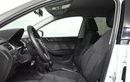 Skoda Rapid I, 2016 год, 990 000 рублей, 17 фотография