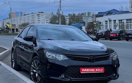 Toyota Camry, 2017 год, 2 500 000 рублей, 1 фотография