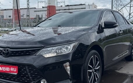 Toyota Camry, 2017 год, 2 500 000 рублей, 8 фотография