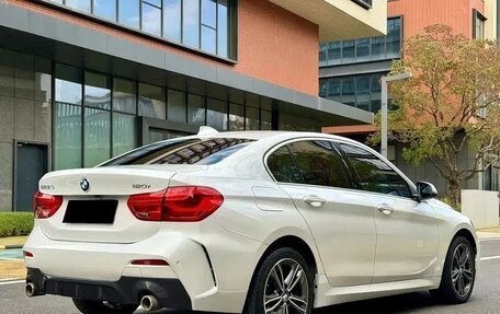 BMW 1 серия, 2022 год, 1 792 000 рублей, 7 фотография
