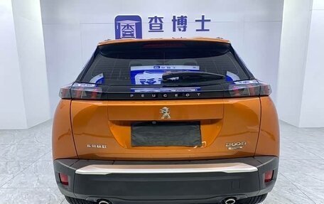 Peugeot 2008 II, 2022 год, 1 380 000 рублей, 6 фотография