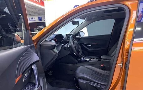 Peugeot 2008 II, 2022 год, 1 380 000 рублей, 8 фотография
