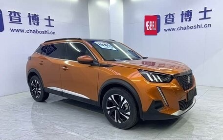Peugeot 2008 II, 2022 год, 1 380 000 рублей, 3 фотография