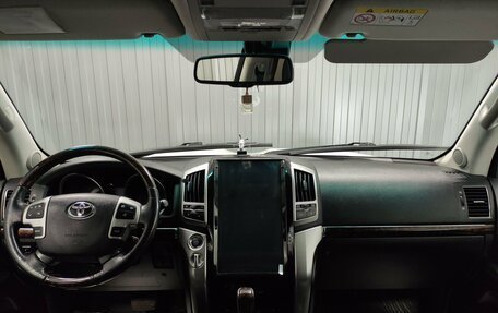 Toyota Land Cruiser 200, 2014 год, 4 799 000 рублей, 8 фотография