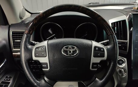 Toyota Land Cruiser 200, 2014 год, 4 799 000 рублей, 7 фотография