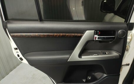 Toyota Land Cruiser 200, 2014 год, 4 799 000 рублей, 14 фотография